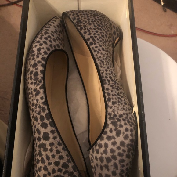 🔥Talbots Animal Print Flats - Picture 5 of 5